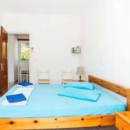 Blue White - Kefallonia Poolside Retreats 4* 스파르티아