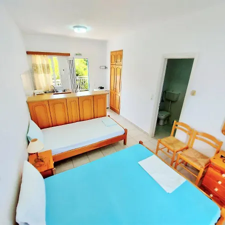 아파트호텔 Blue White - Kefallonia Poolside Retreats 4*