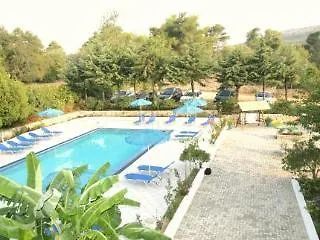 아파트호텔 Blue White - Kefallonia Poolside Retreats 4*