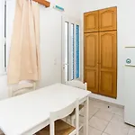 Blue White - Kefallonia Poolside Retreats 아파트호텔 스파르티아