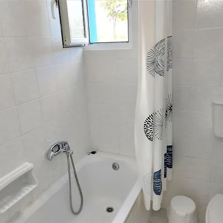 Apartmanhotel Blue White - Kefallonia Poolside Retreats Szpartiá