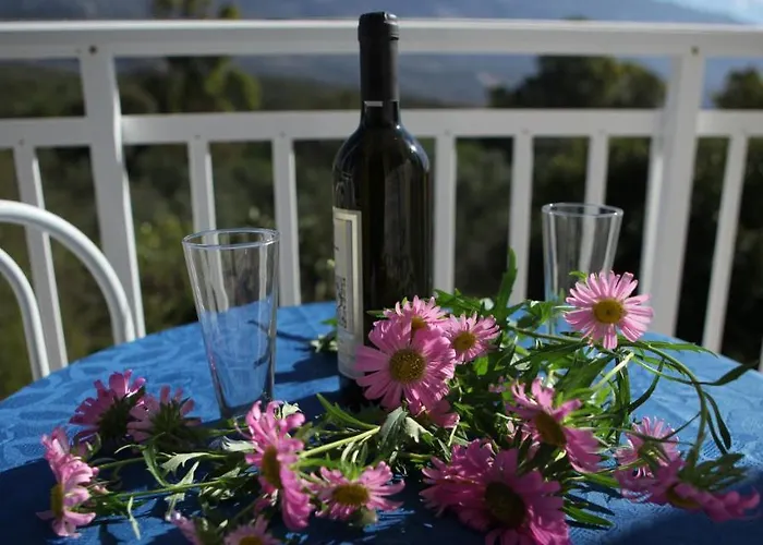 Blue White - Kefallonia Poolside Retreats شقة فندقية