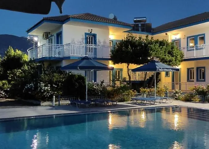 Blue White - Kefallonia Poolside Retreats 3* سبارتيا
