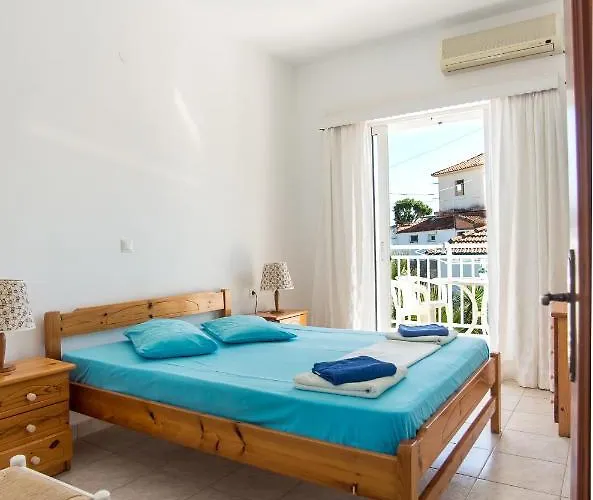 Blue White - Kefallonia Poolside Retreats سبارتيا