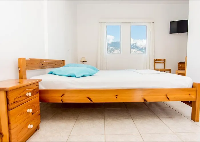 Blue White - Kefallonia Poolside Retreats شقة فندقية 3*