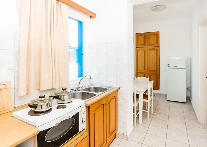 Blue White - Kefallonia Poolside Retreats سبارتيا