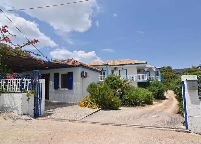 Blue White - Kefallonia Poolside Retreats 3*