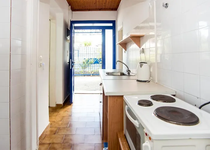 Blue White - Kefallonia Poolside Retreats شقة فندقية 3*