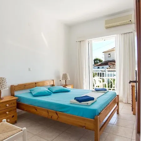 Blue White Apartments - Kefallonia Poolside Retreats Sparta