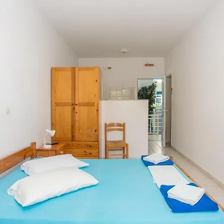 Aparthotel Blue White Apartments - Kefallonia Poolside Retreats 3*